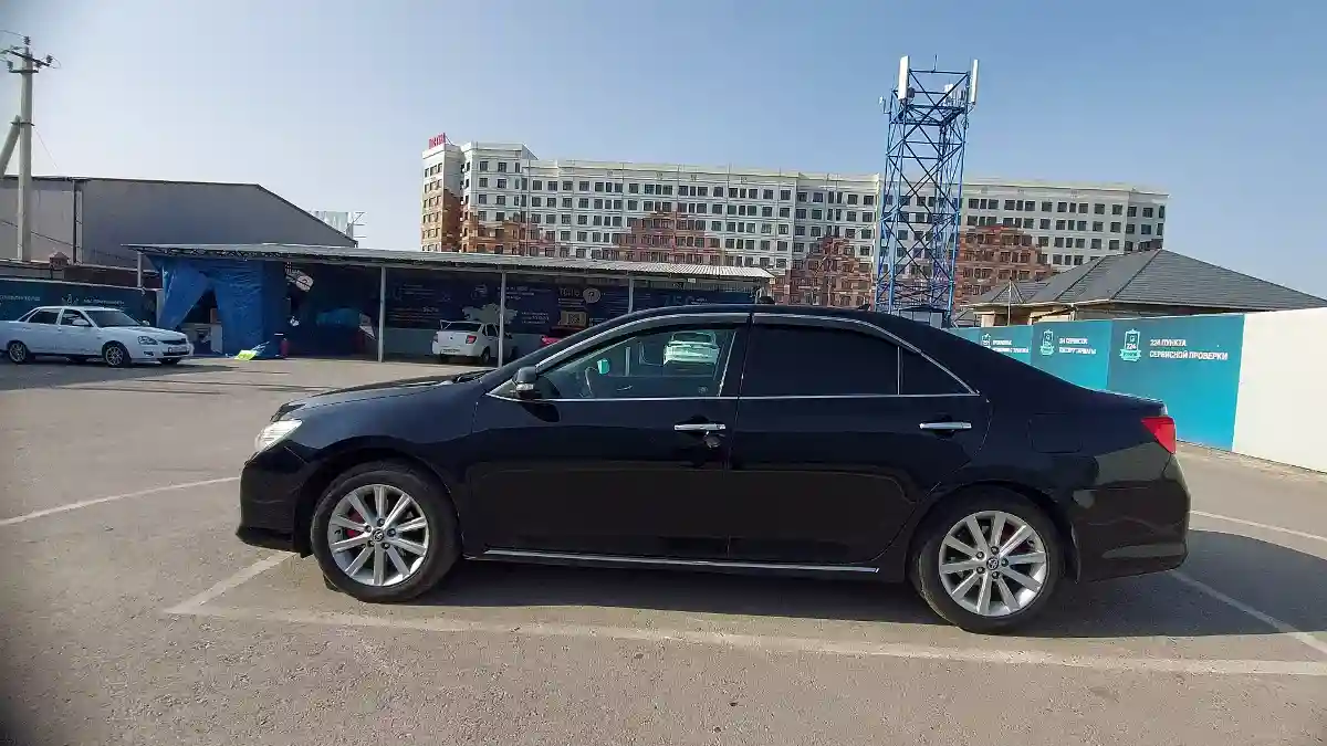 Toyota Camry 2014 года за 10 500 000 тг. в Шымкент
