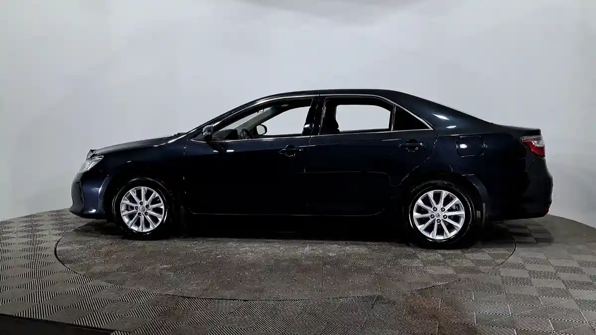 Toyota Camry 2016 года за 11 000 000 тг. в Астана