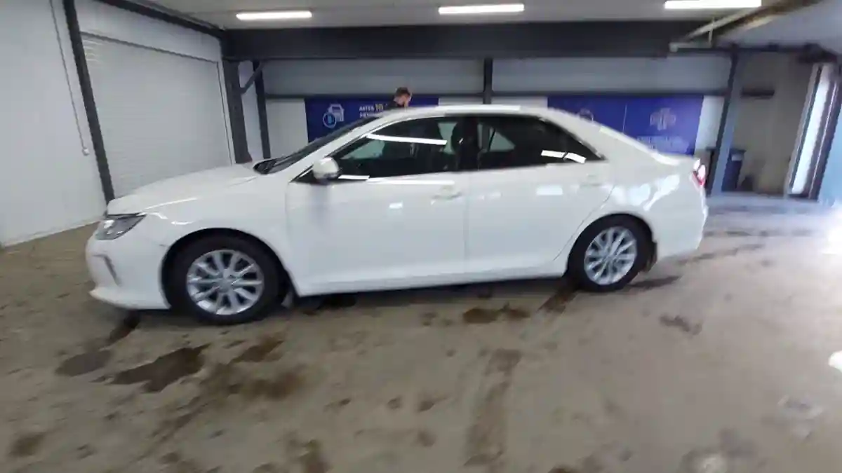 Toyota Camry 2015 года за 11 000 000 тг. в Астана