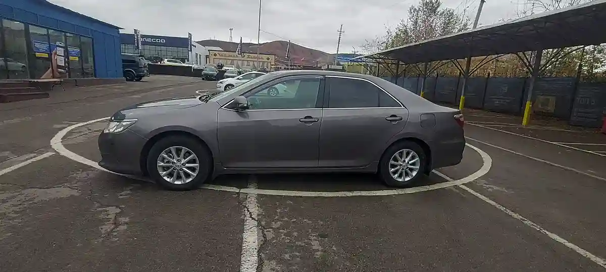 Toyota Camry 2016 года за 9 500 000 тг. в Алматы