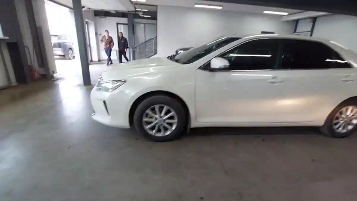 Toyota Camry 2017 года за 11 000 000 тг. в Астана