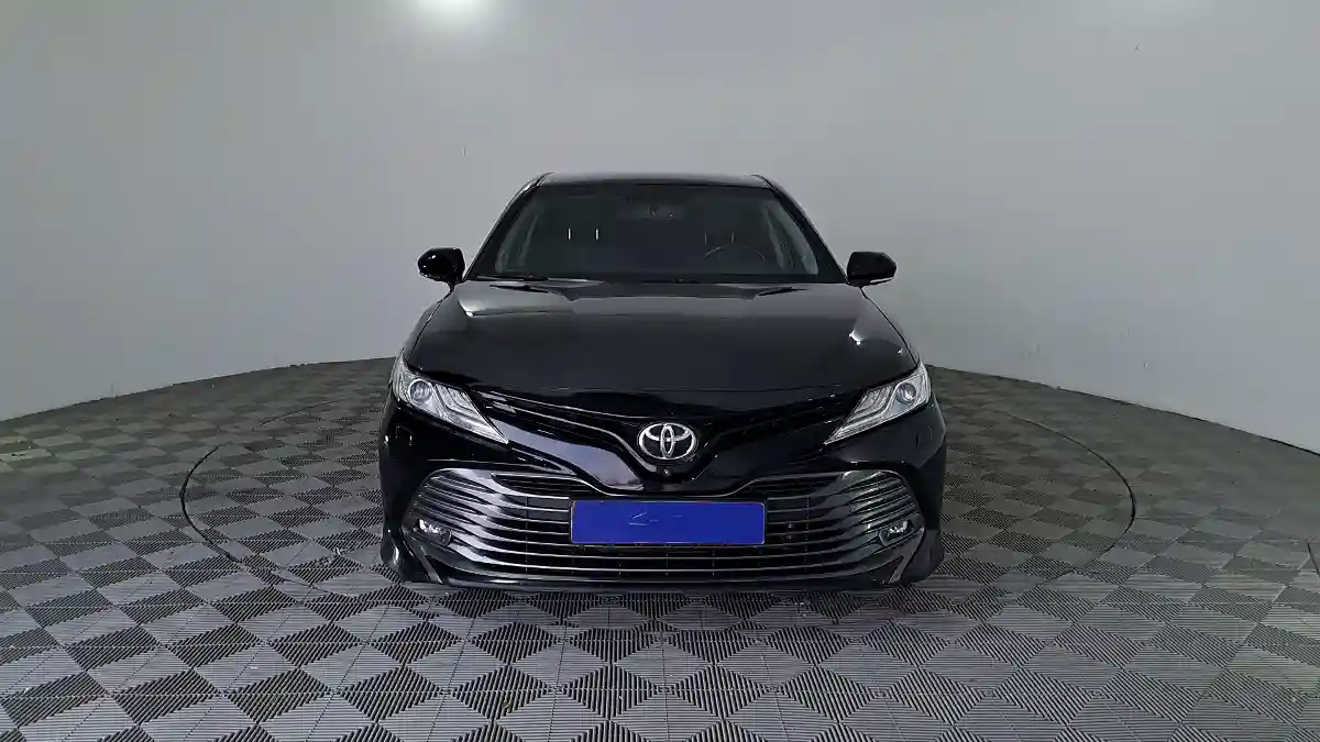 Toyota Camry 2019 года за 15 100 000 тг. в Павлодар