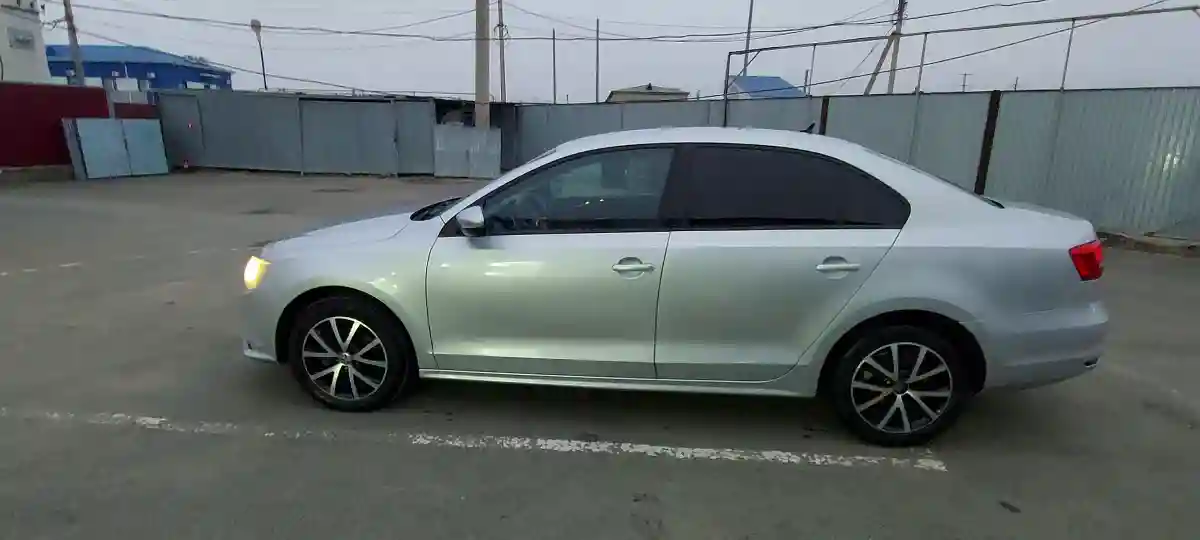 Volkswagen Jetta 2015 года за 4 990 000 тг. в Атырау