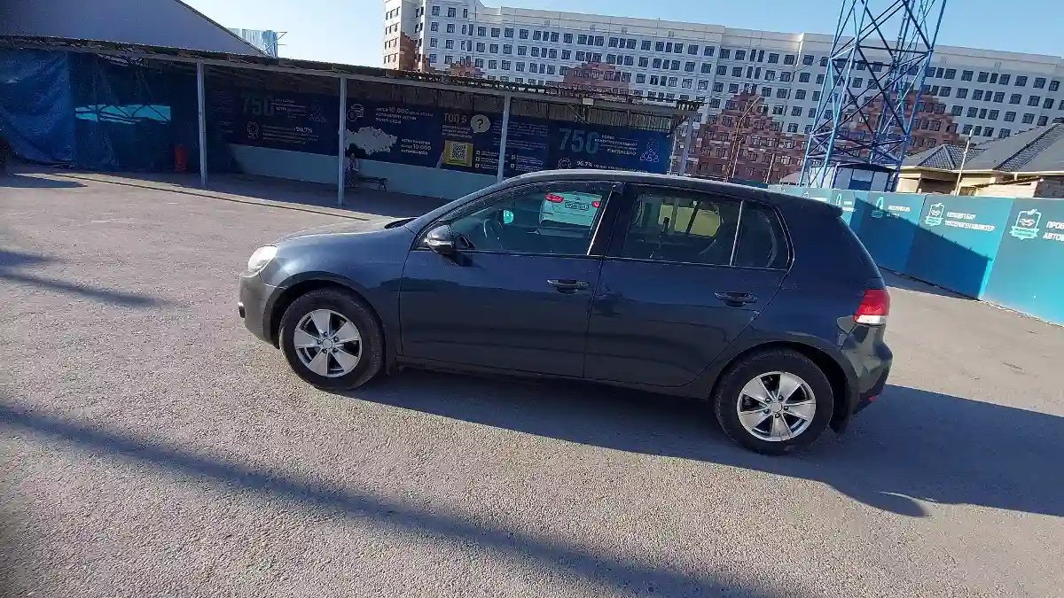 Volkswagen Golf 2009 года за 4 000 000 тг. в Шымкент