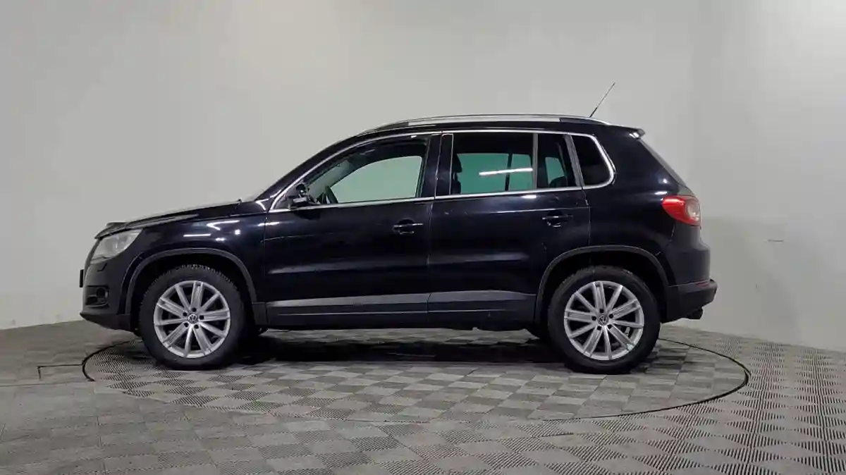 Volkswagen Tiguan 2011 года за 6 390 000 тг. в Алматы