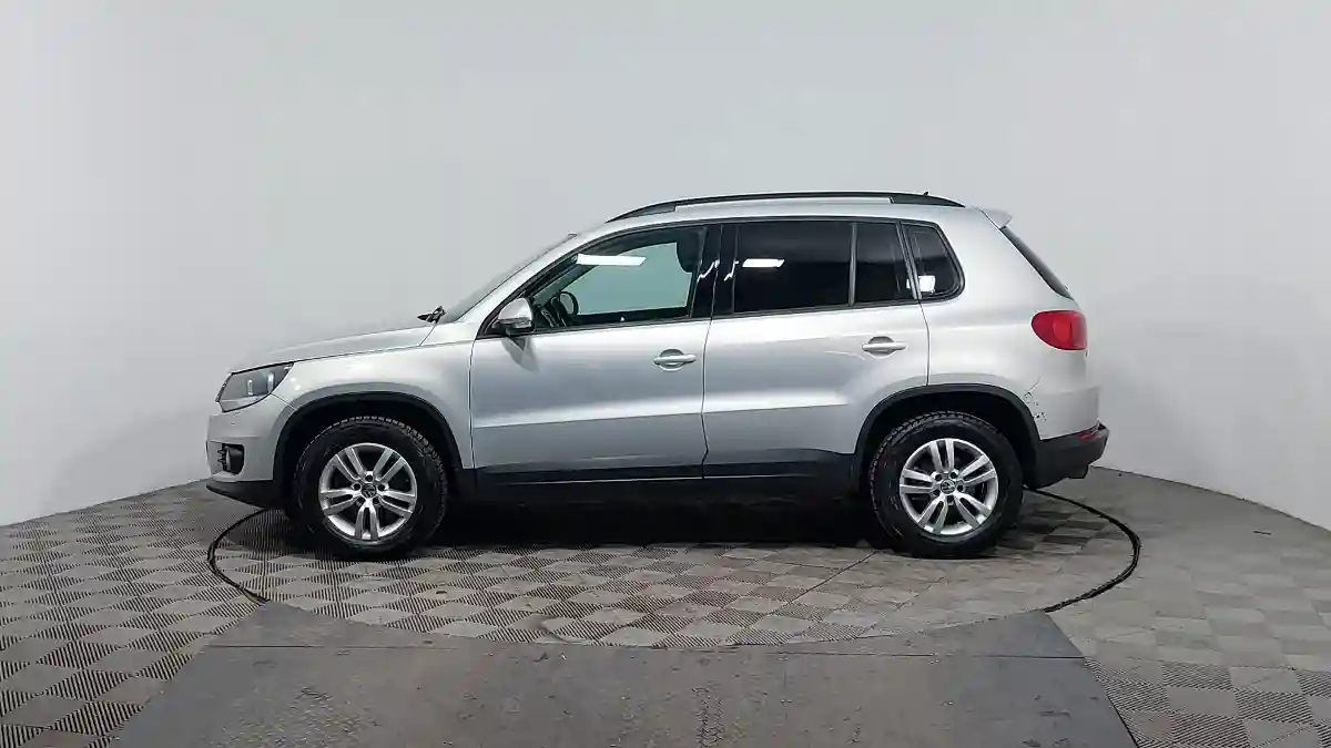 Volkswagen Tiguan 2016 года за 7 000 000 тг. в Астана