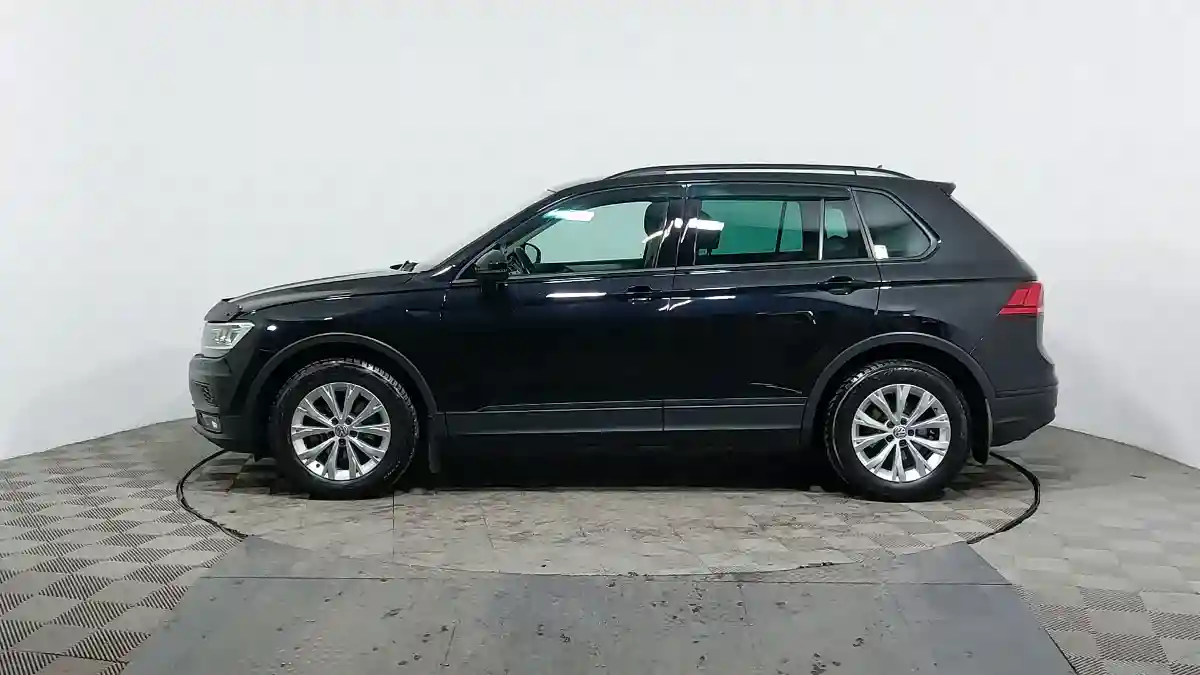 Volkswagen Tiguan 2019 года за 10 550 000 тг. в Астана