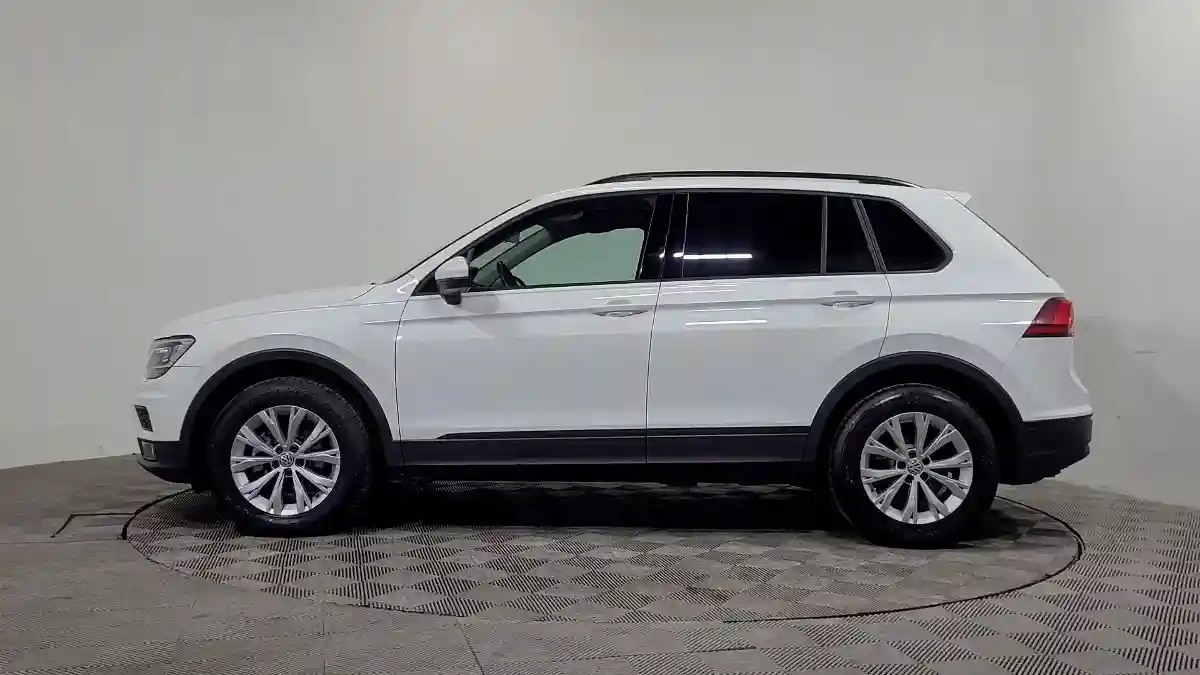 Volkswagen Tiguan 2019 года за 10 390 000 тг. в Алматы