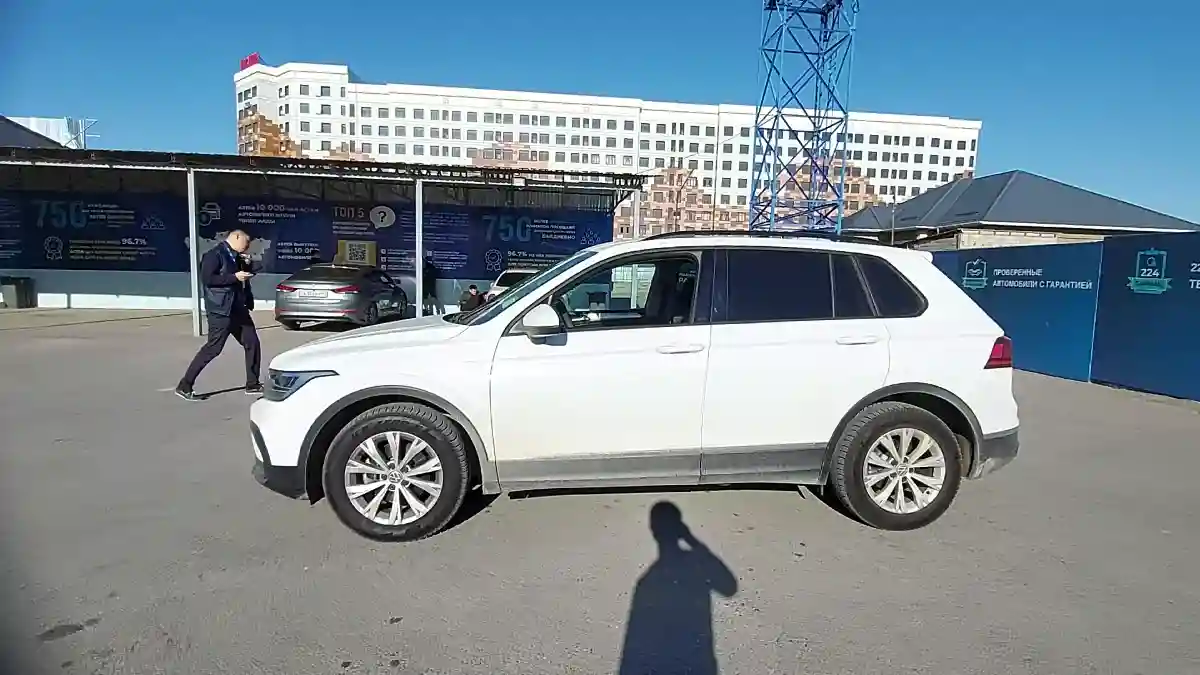 Volkswagen Tiguan 2020 года за 12 500 000 тг. в Шымкент