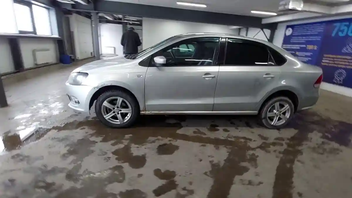 Volkswagen Polo 2013 года за 3 800 000 тг. в Астана