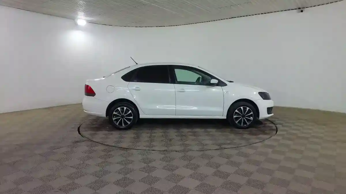 Volkswagen Polo 2013 года за 4 690 000 тг. в Шымкент