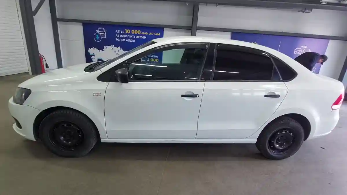 Volkswagen Polo 2015 года за 4 290 000 тг. в Астана