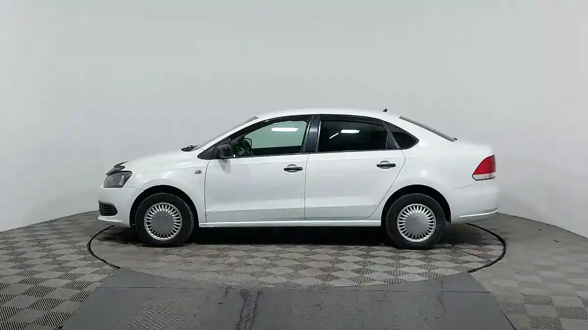 Volkswagen Polo 2015 года за 4 090 000 тг. в Астана