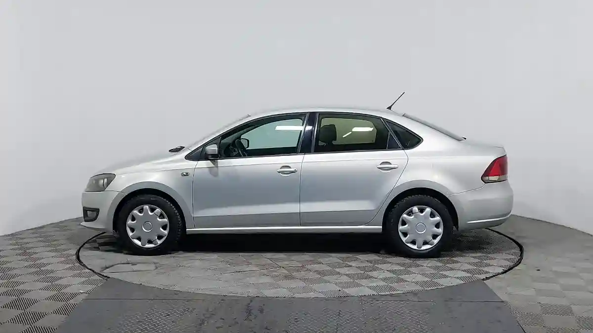 Volkswagen Polo 2015 года за 4 190 000 тг. в Астана