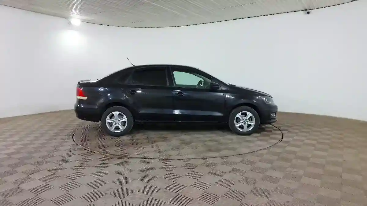 Volkswagen Polo 2015 года за 4 590 000 тг. в Шымкент