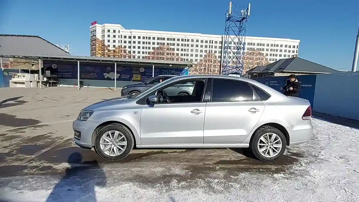 Volkswagen Polo 2015 года за 5 500 000 тг. в Шымкент