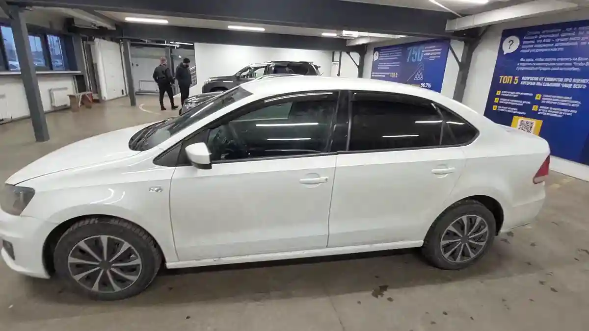 Volkswagen Polo 2015 года за 4 900 000 тг. в Астана