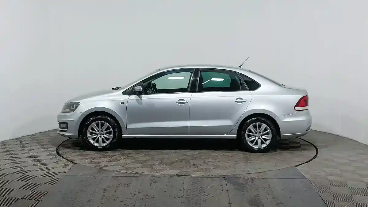 Volkswagen Polo 2015 года за 5 250 000 тг. в Астана