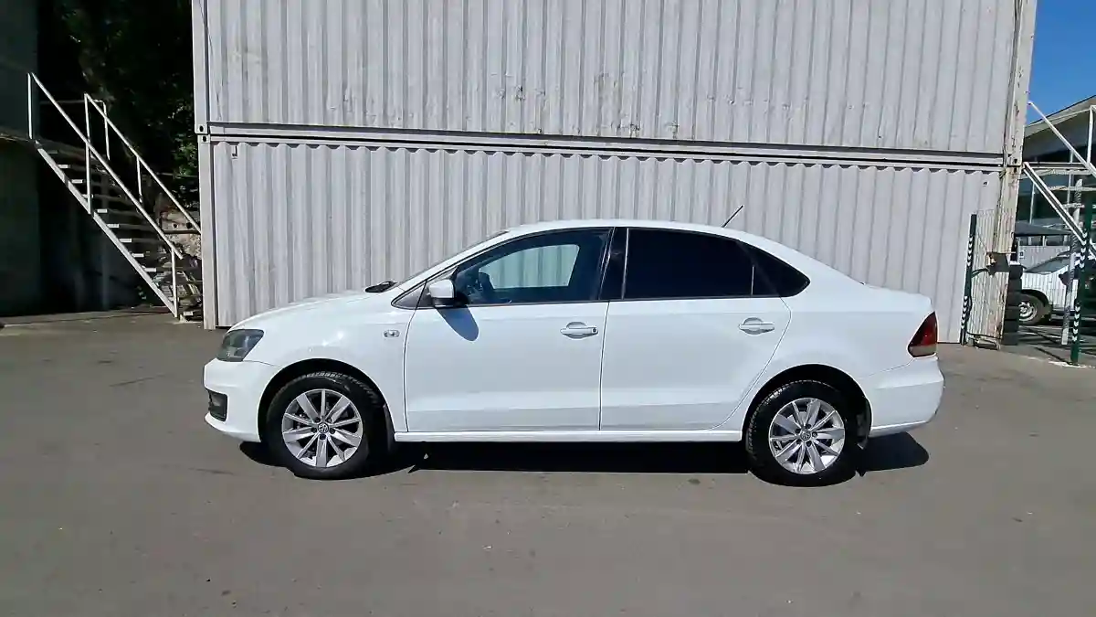 Volkswagen Polo 2015 года за 5 600 000 тг. в Талдыкорган