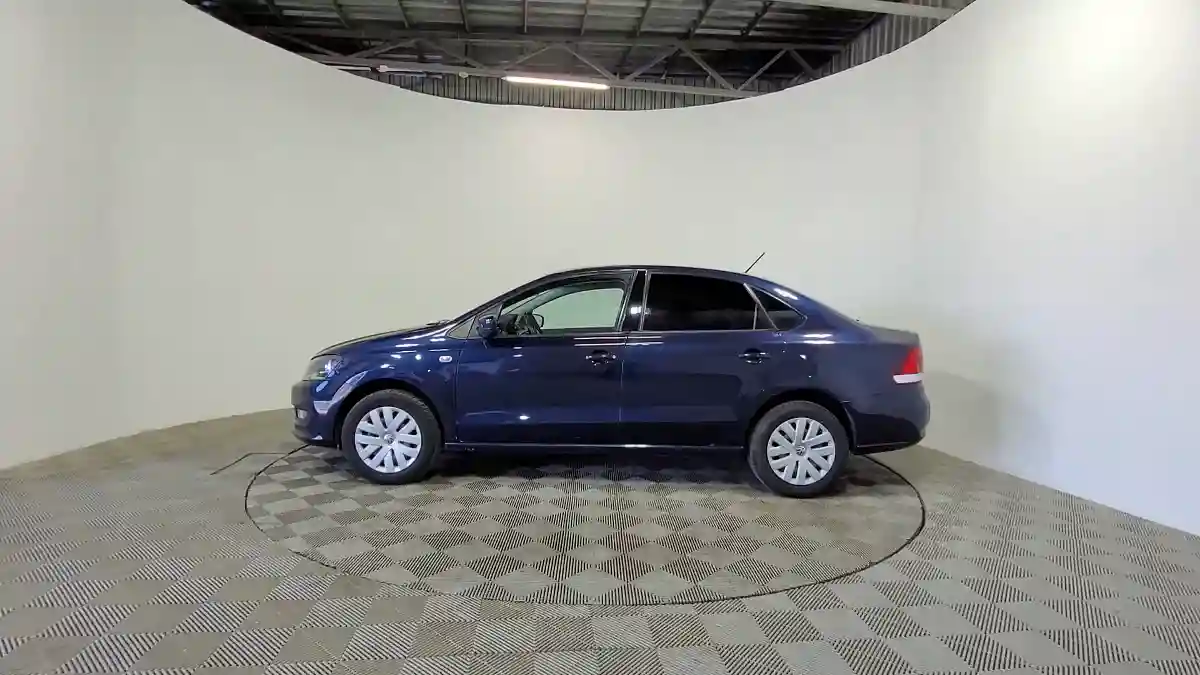 Volkswagen Polo 2015 года за 5 890 000 тг. в Алматы