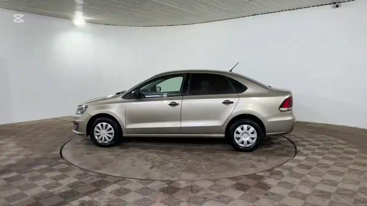 Volkswagen Polo 2015 года за 3 590 000 тг. в Шымкент