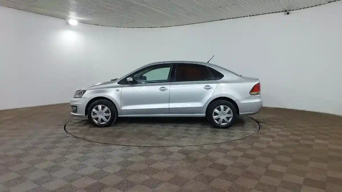 Volkswagen Polo 2015 года за 5 150 000 тг. в Шымкент