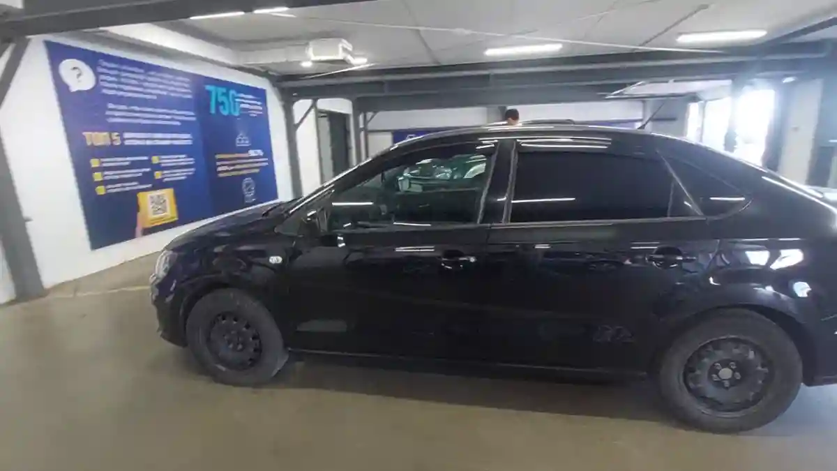 Volkswagen Polo 2015 года за 4 900 000 тг. в Астана