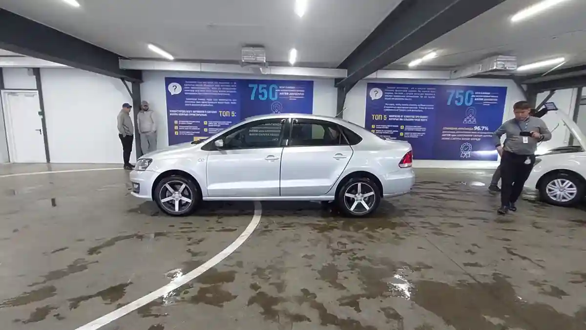 Volkswagen Polo 2016 года за 5 200 000 тг. в Астана