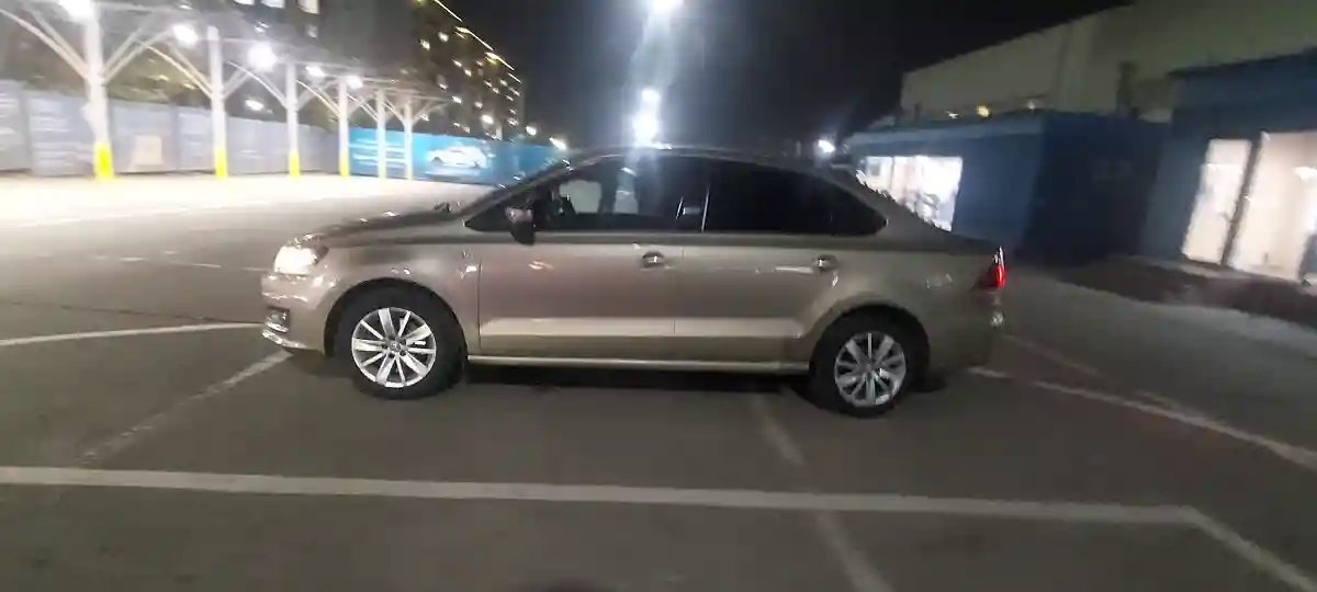 Volkswagen Polo 2016 года за 7 000 000 тг. в Алматы