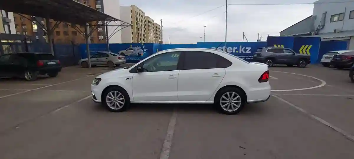 Volkswagen Polo 2016 года за 6 000 000 тг. в Алматы