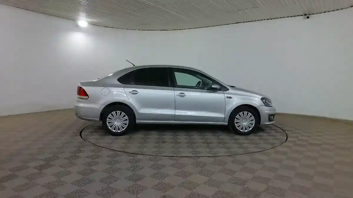 Volkswagen Polo 2016 года за 4 990 000 тг. в Шымкент