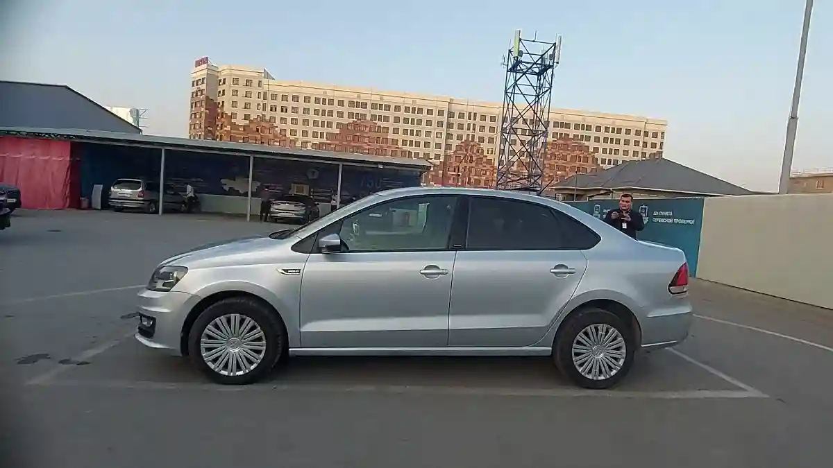 Volkswagen Polo 2016 года за 5 500 000 тг. в Шымкент