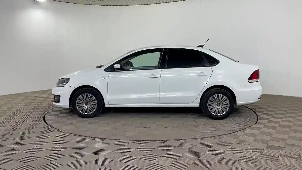 Volkswagen Polo 2017 года за 4 890 000 тг. в Шымкент