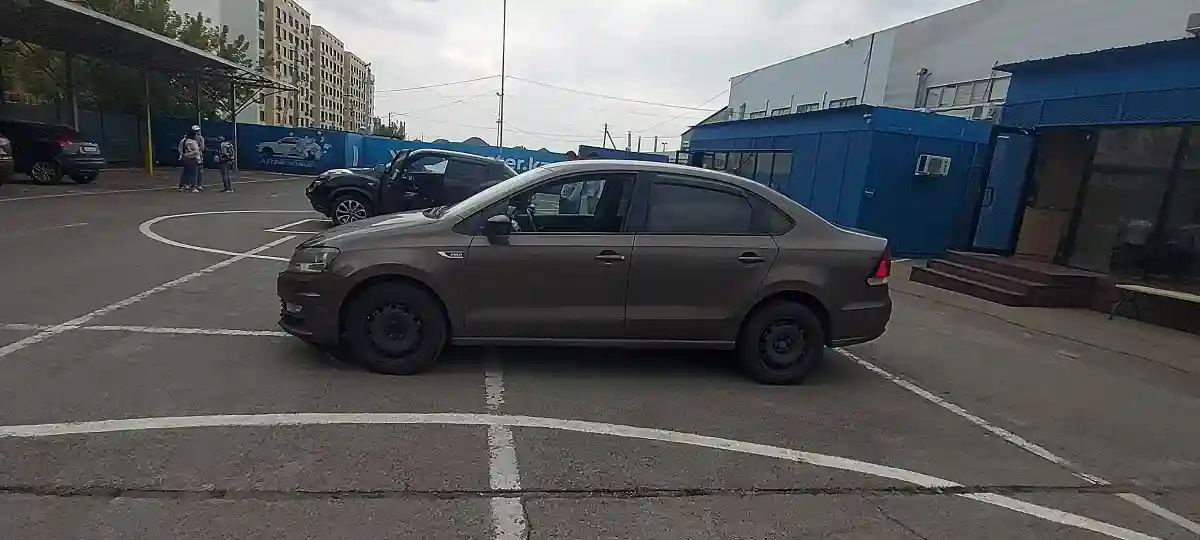 Volkswagen Polo 2018 года за 6 500 000 тг. в Алматы