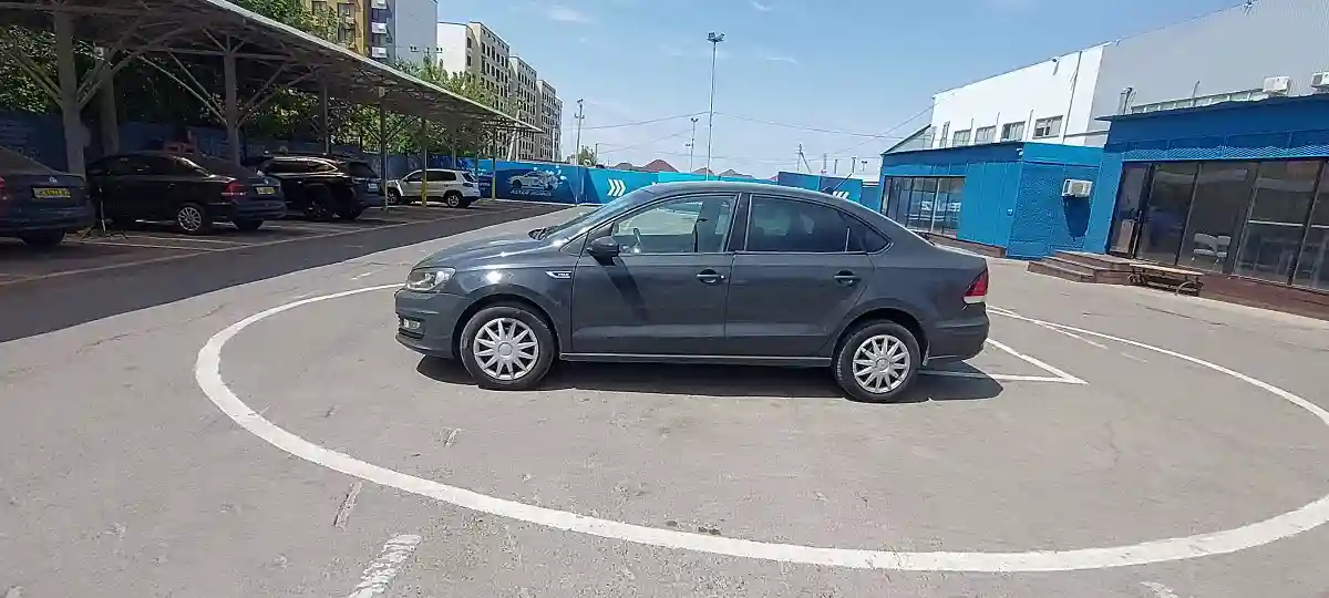 Volkswagen Polo 2018 года за 4 000 000 тг. в Алматы