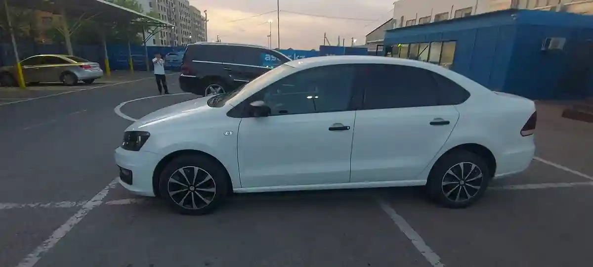 Volkswagen Polo 2018 года за 5 500 000 тг. в Алматы