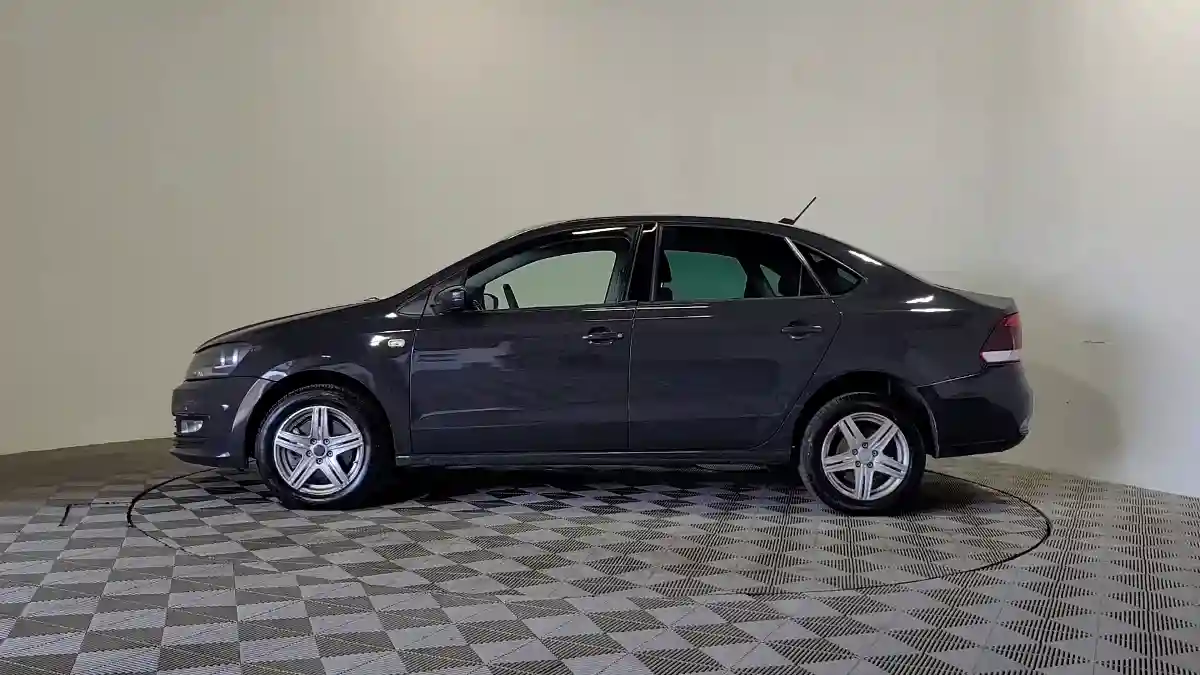 Volkswagen Polo 2018 года за 5 750 000 тг. в Алматы