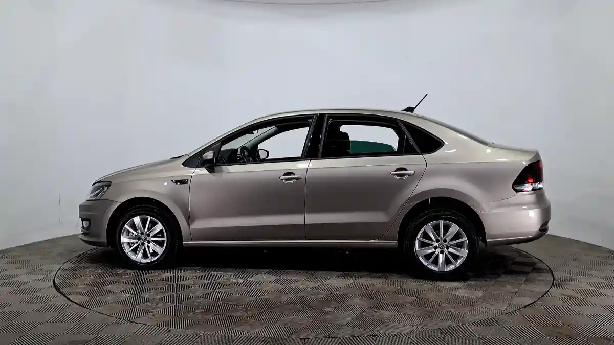 Volkswagen Polo 2019 года за 7 690 000 тг. в Астана