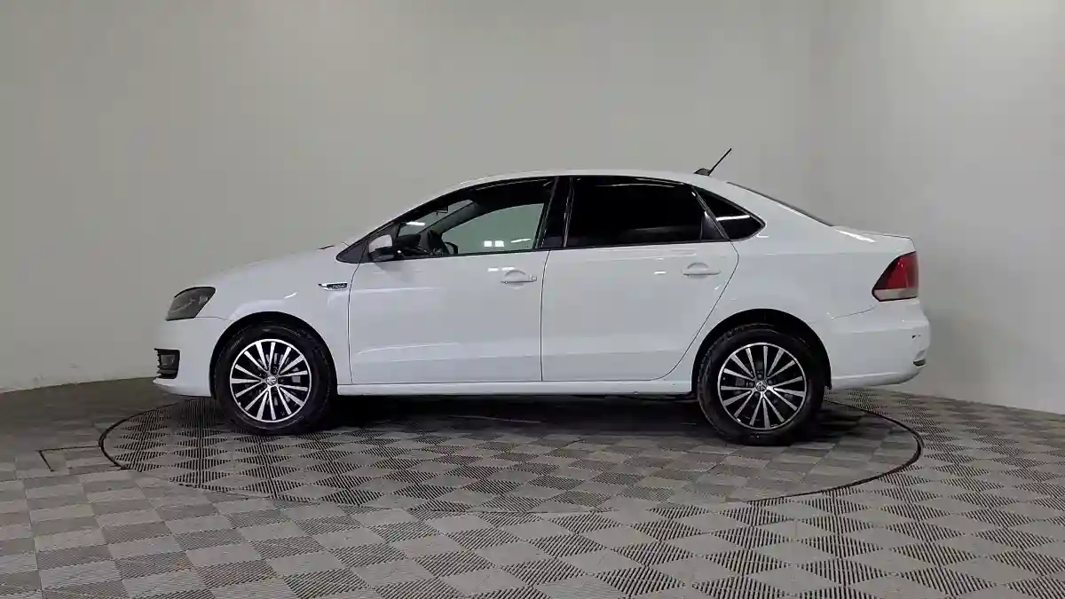 Volkswagen Polo 2019 года за 6 790 000 тг. в Алматы