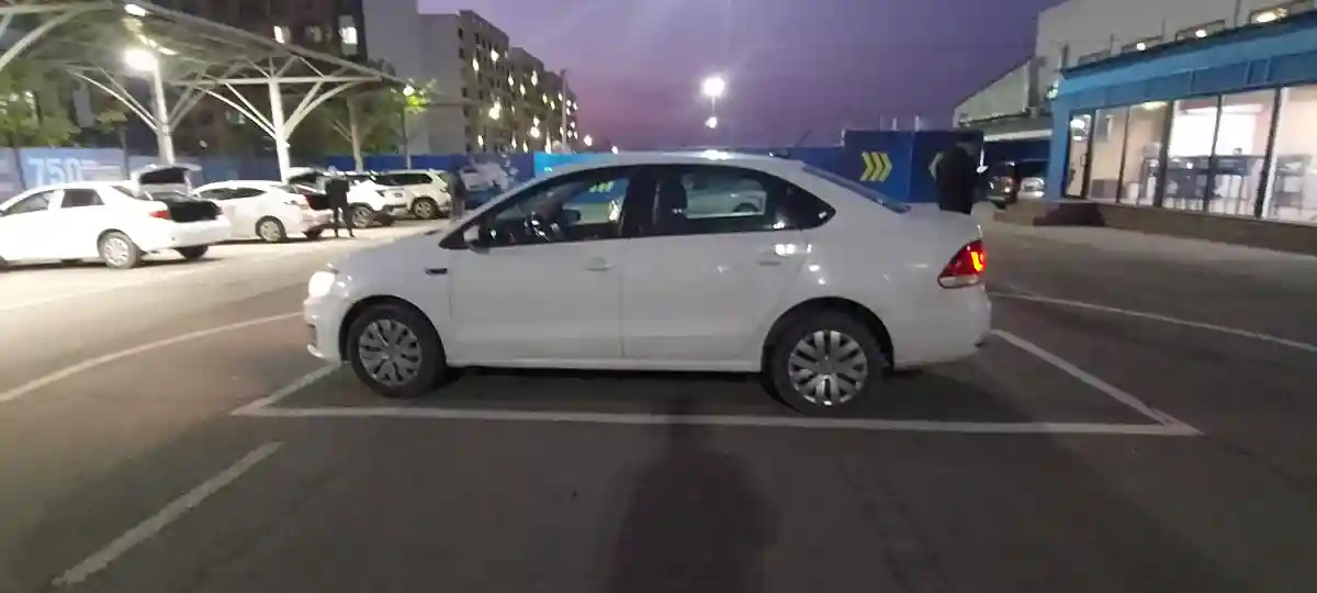 Volkswagen Polo 2019 года за 6 400 000 тг. в Алматы