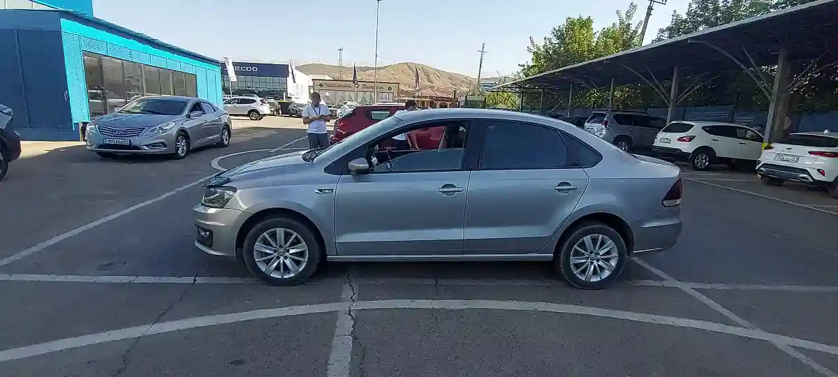 Volkswagen Polo 2019 года за 6 000 000 тг. в Алматы