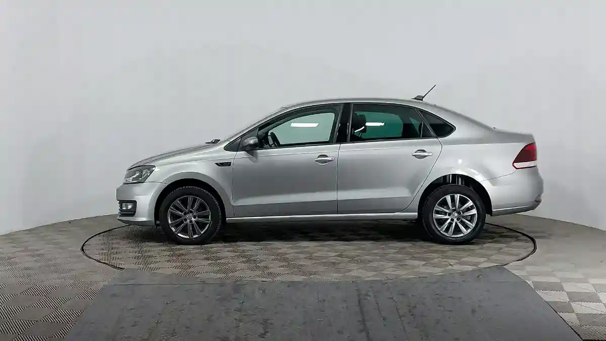Volkswagen Polo 2020 года за 7 790 000 тг. в Астана