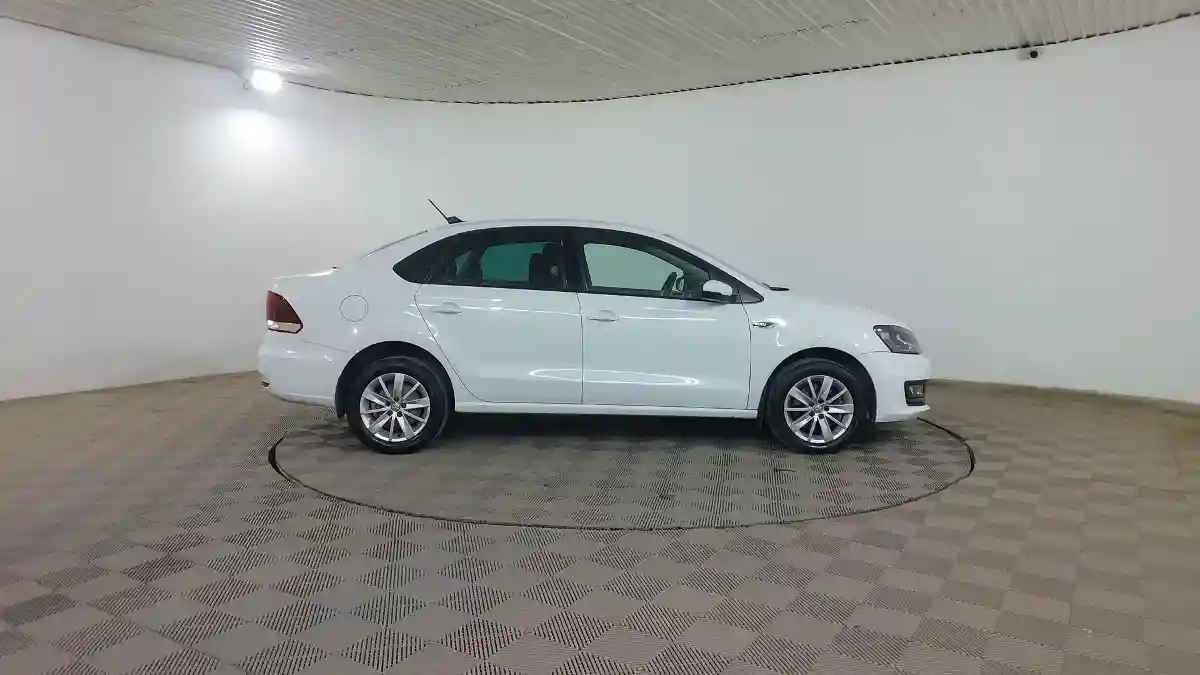 Volkswagen Polo 2019 года за 5 990 000 тг. в Шымкент