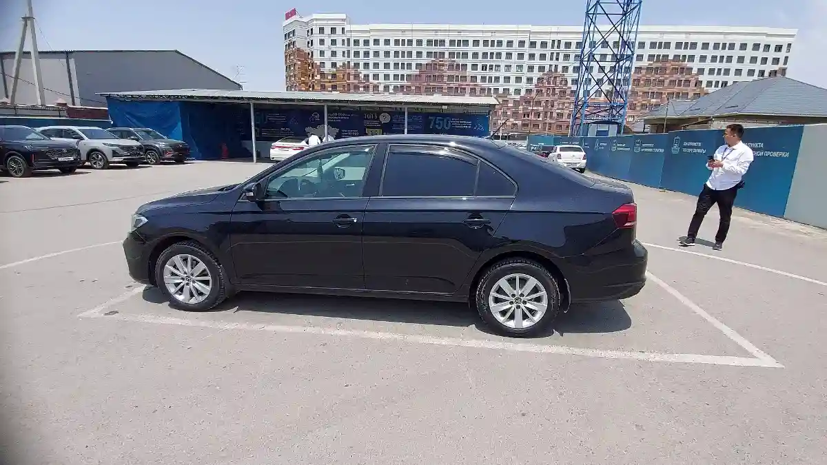 Volkswagen Polo 2022 года за 8 200 000 тг. в Шымкент