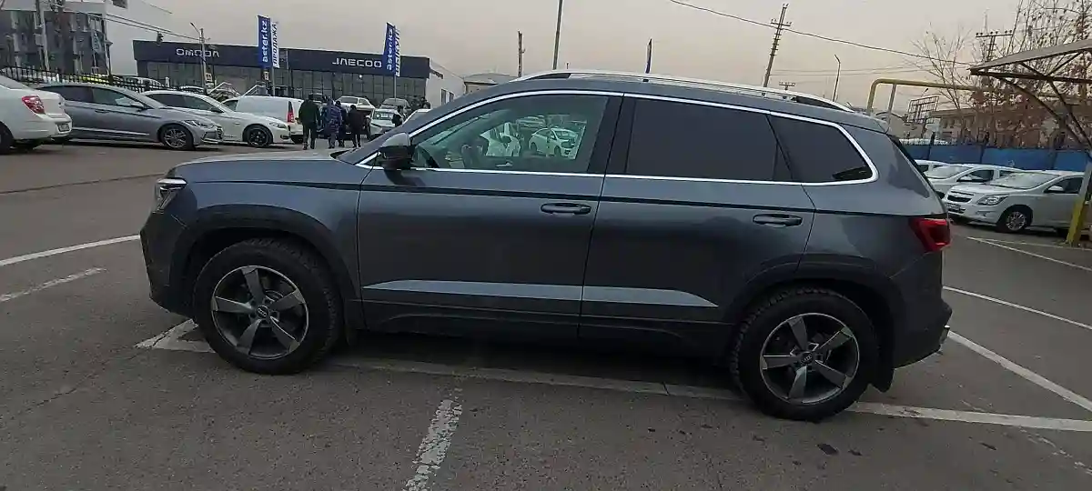 Volkswagen Taos 2021 года за 12 500 000 тг. в Алматы