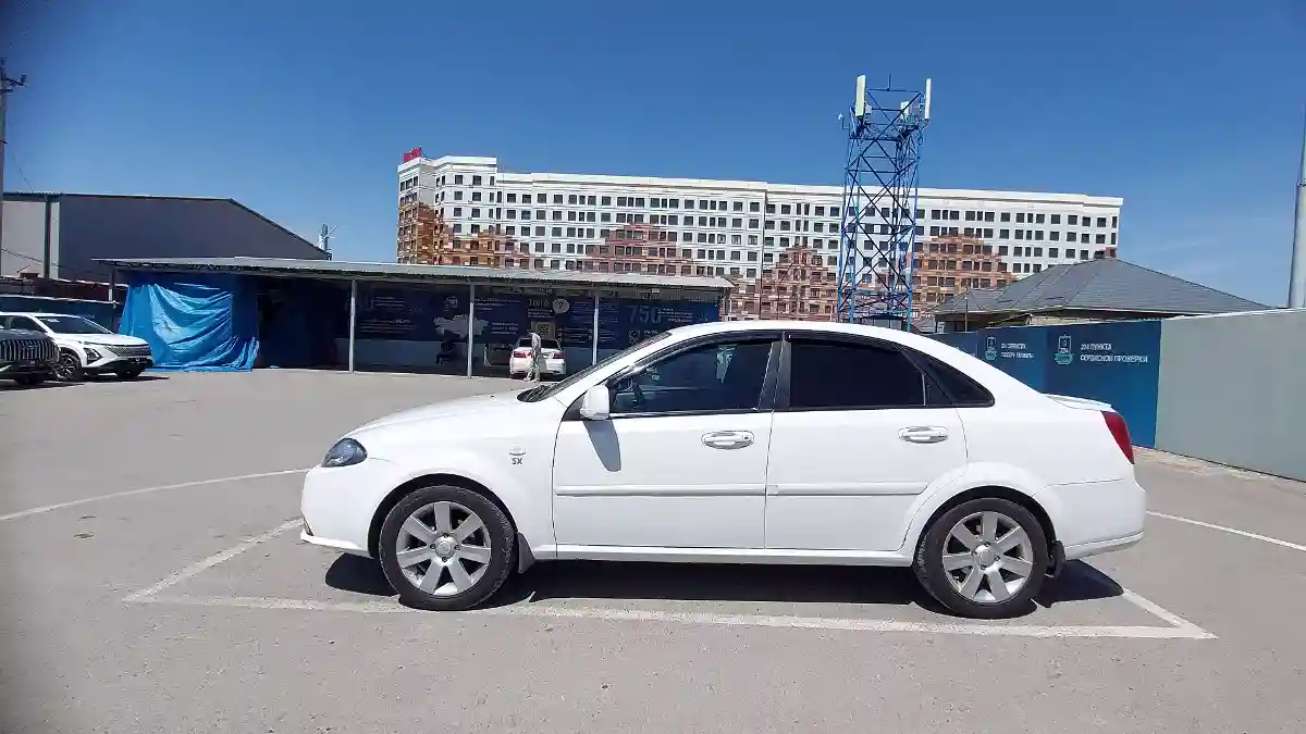 Daewoo Gentra 2014 года за 3 500 000 тг. в Шымкент