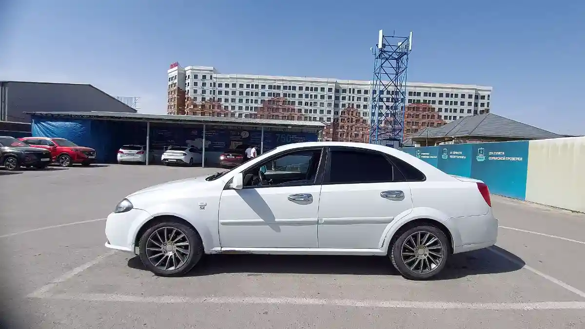 Daewoo Gentra 2014 года за 4 300 000 тг. в Шымкент