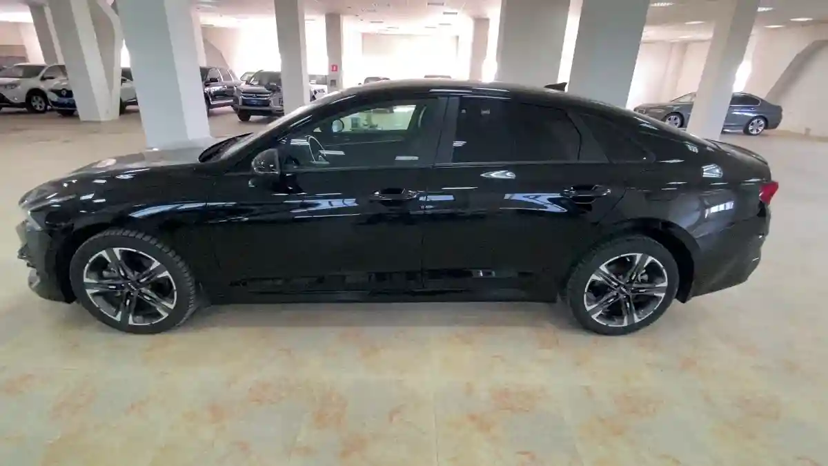 Kia K5 2023 года за 12 220 000 тг. в Актобе