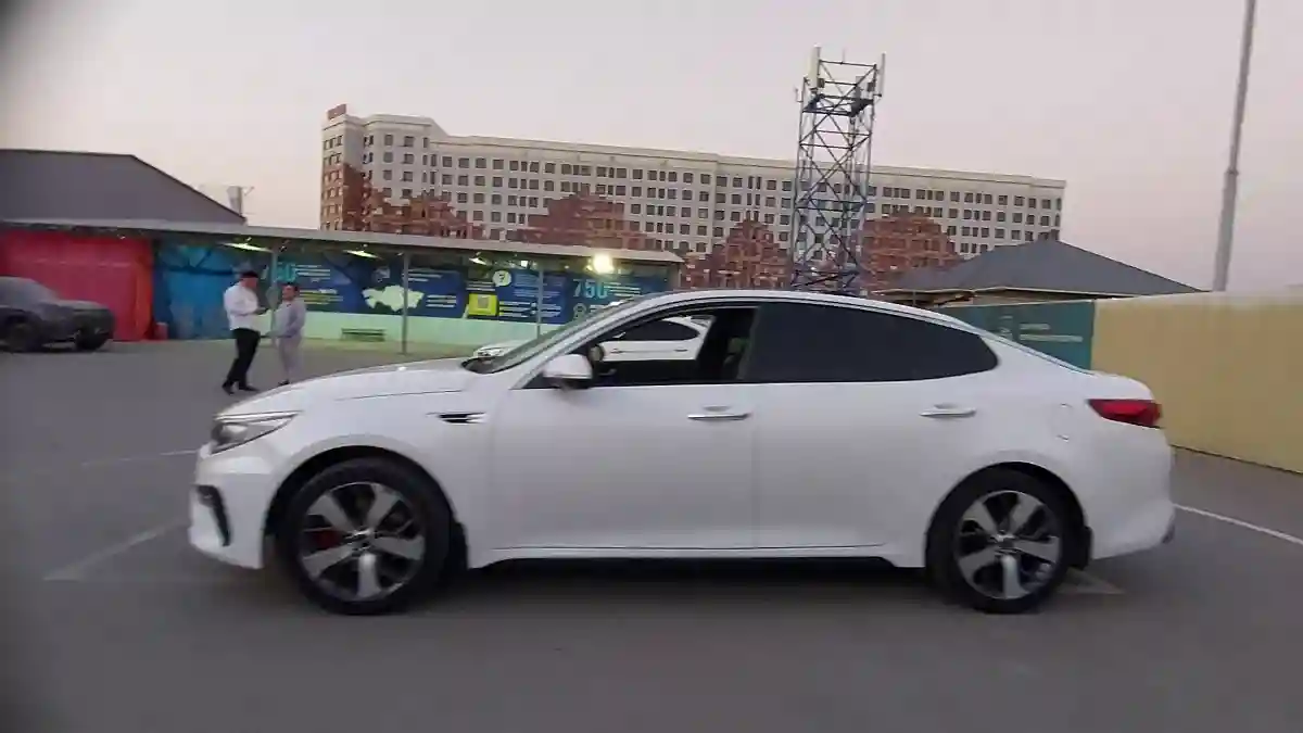 Kia Optima 2018 года за 10 000 000 тг. в Шымкент