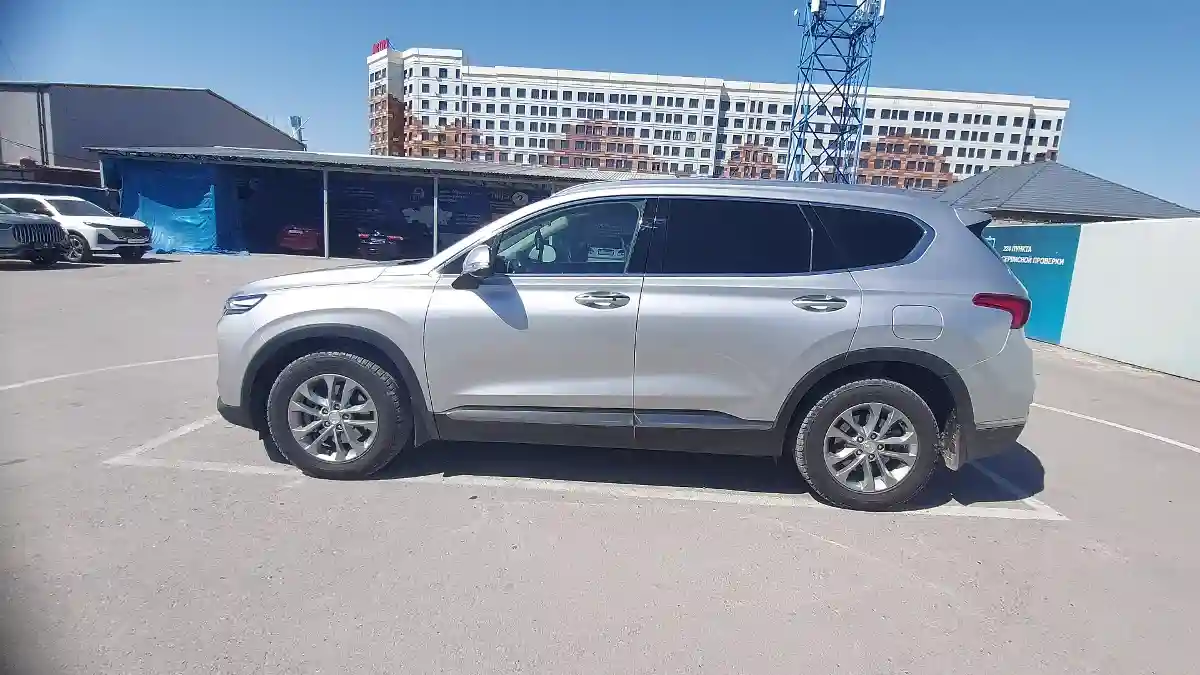 Hyundai Santa Fe 2020 года за 15 000 000 тг. в Шымкент